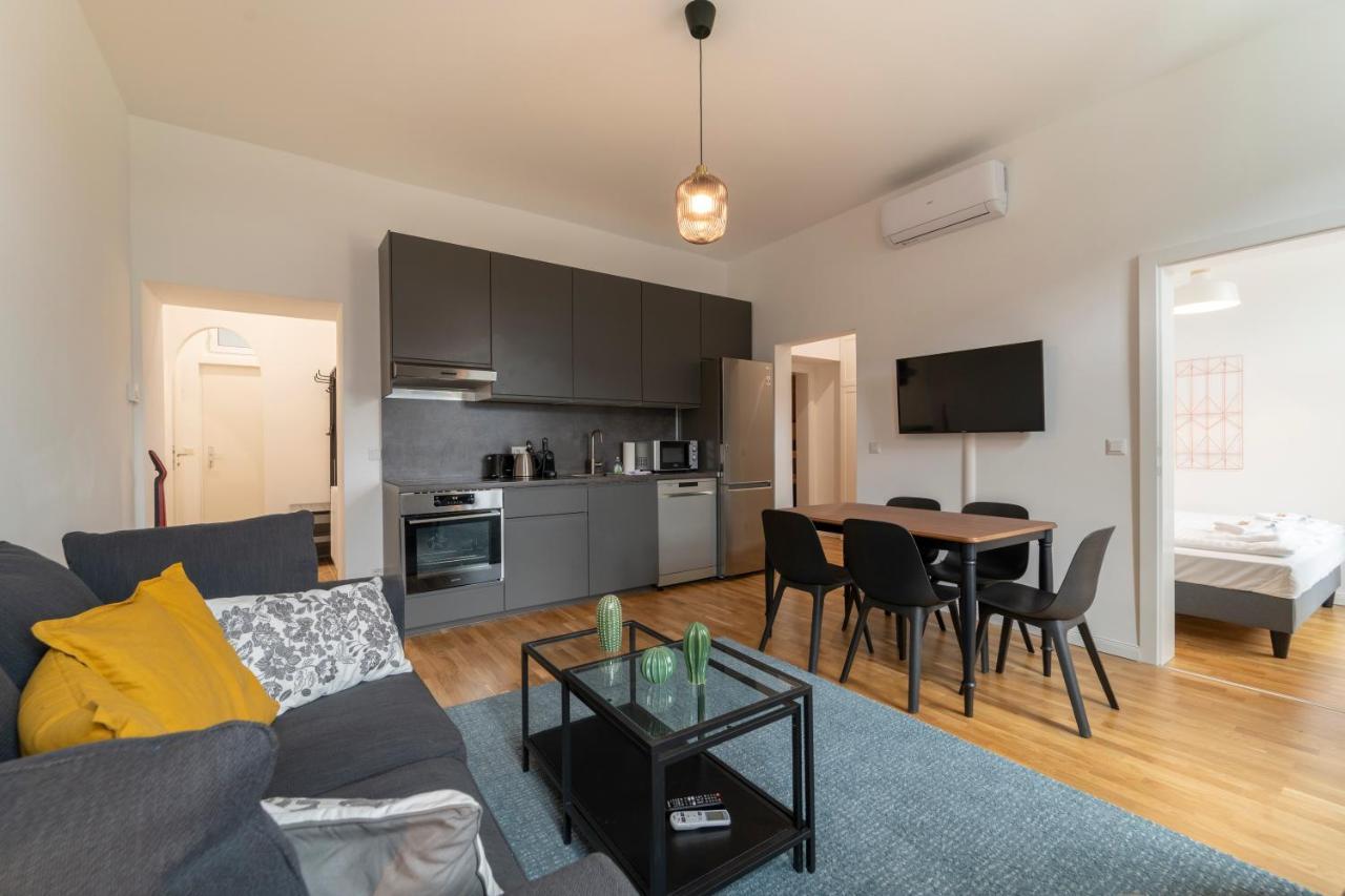Josef'S Home I Comfort Apartment I Metro Access فيينا المظهر الخارجي الصورة
